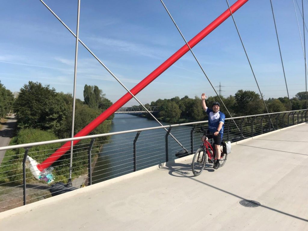 Doppelbogenbrücke geschafft